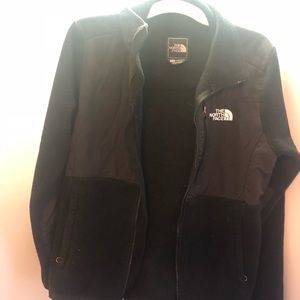 Black North Face size medium